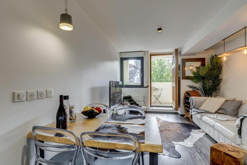 Appartement Le Pura Vida, Hyper Centre Terrasse + Parking à Annecy Extérieur photo